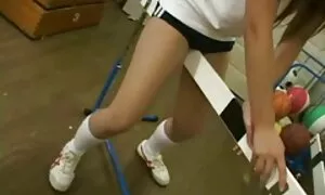 ロシアの選手とショートパンツセックスと男 50 代 女性 エロ 動画