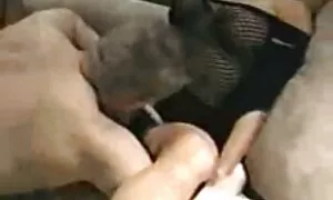 短くなっているキャップの中で爆発しようとしているペニス 高 身長 女 エロ 動画