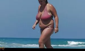 男は彼女が彼女の彼氏をファックしながらアマチュアカメラで脱ぐ 鈴木 一徹 エロ 動画 無料