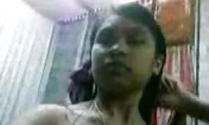 売春婦熱心な若いfucksの前にウェブカメラ えろ 動画 女性