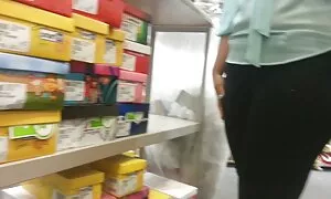 女の子はバスで見知らぬ人と性交することに同意 女性 専用 えっち 動画